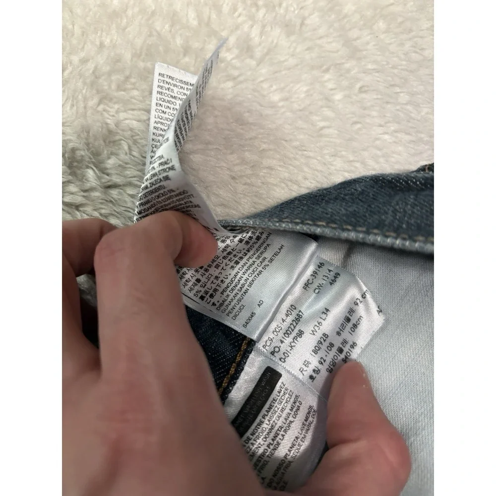 Levis used look